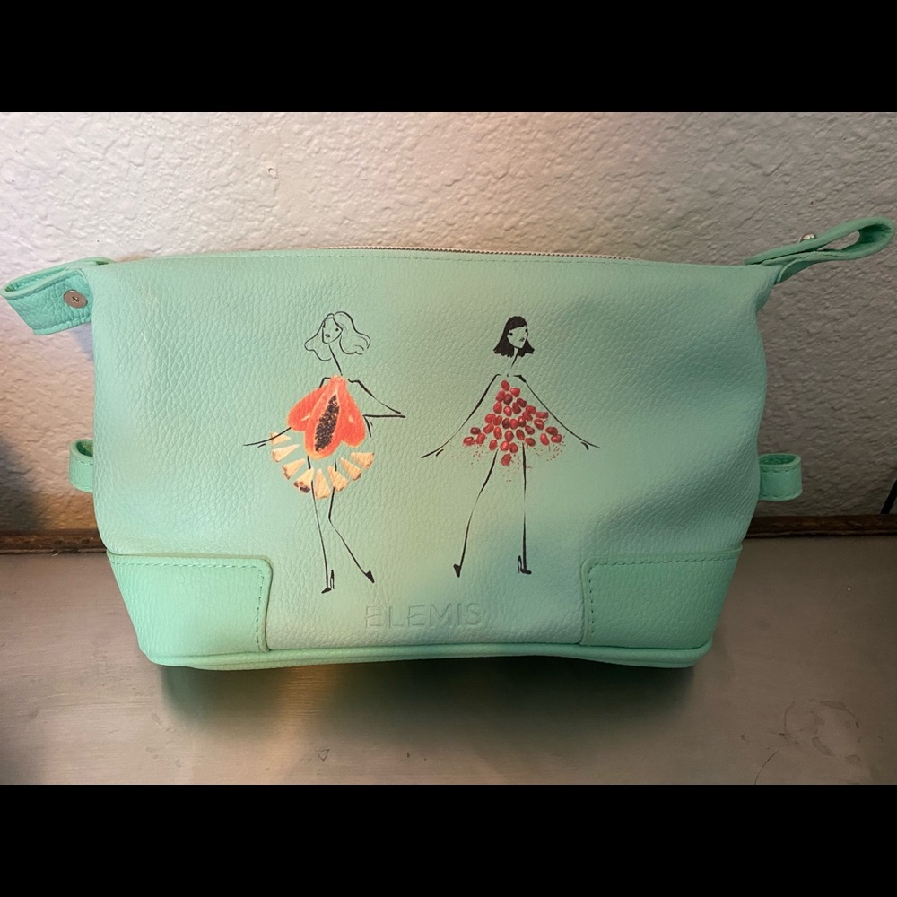 Elemis Bag